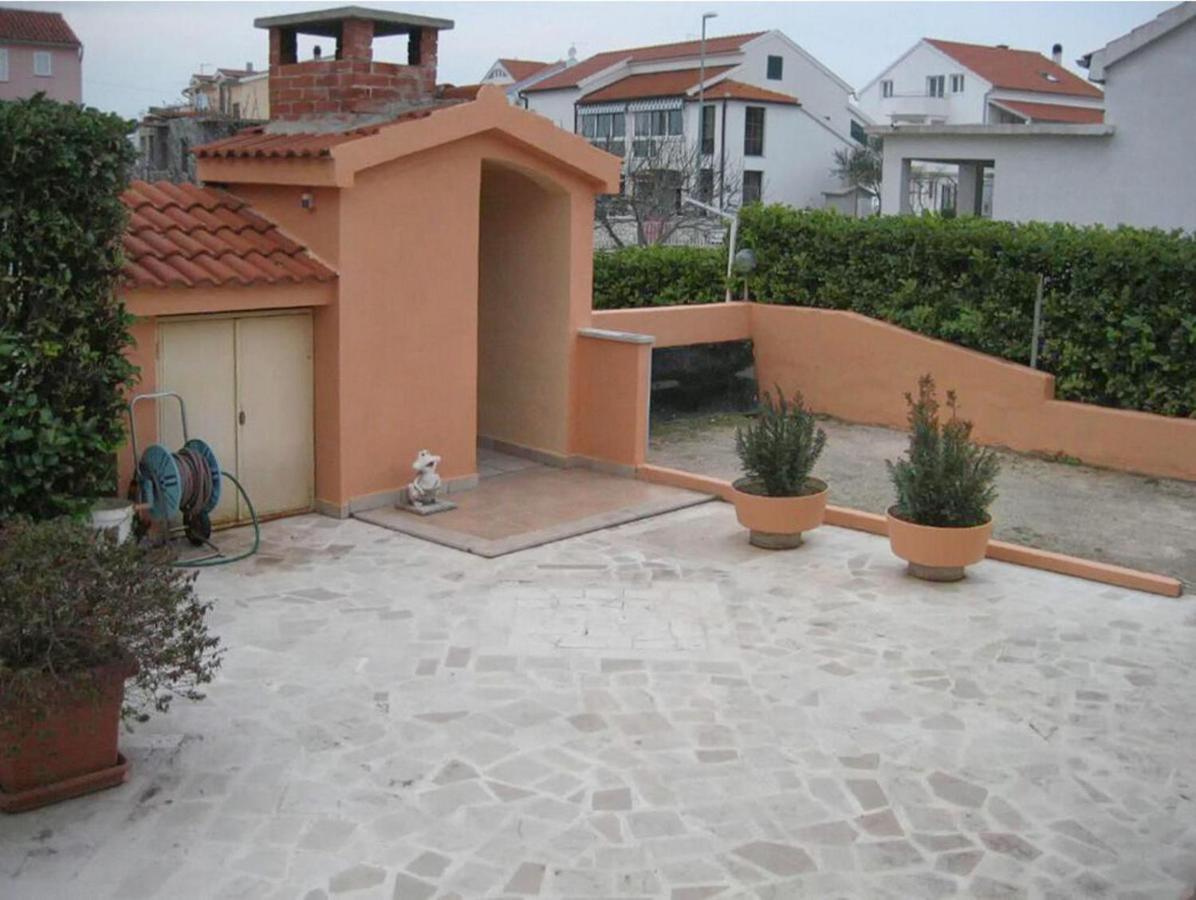Apartmani Nedoklan Srima Exterior photo